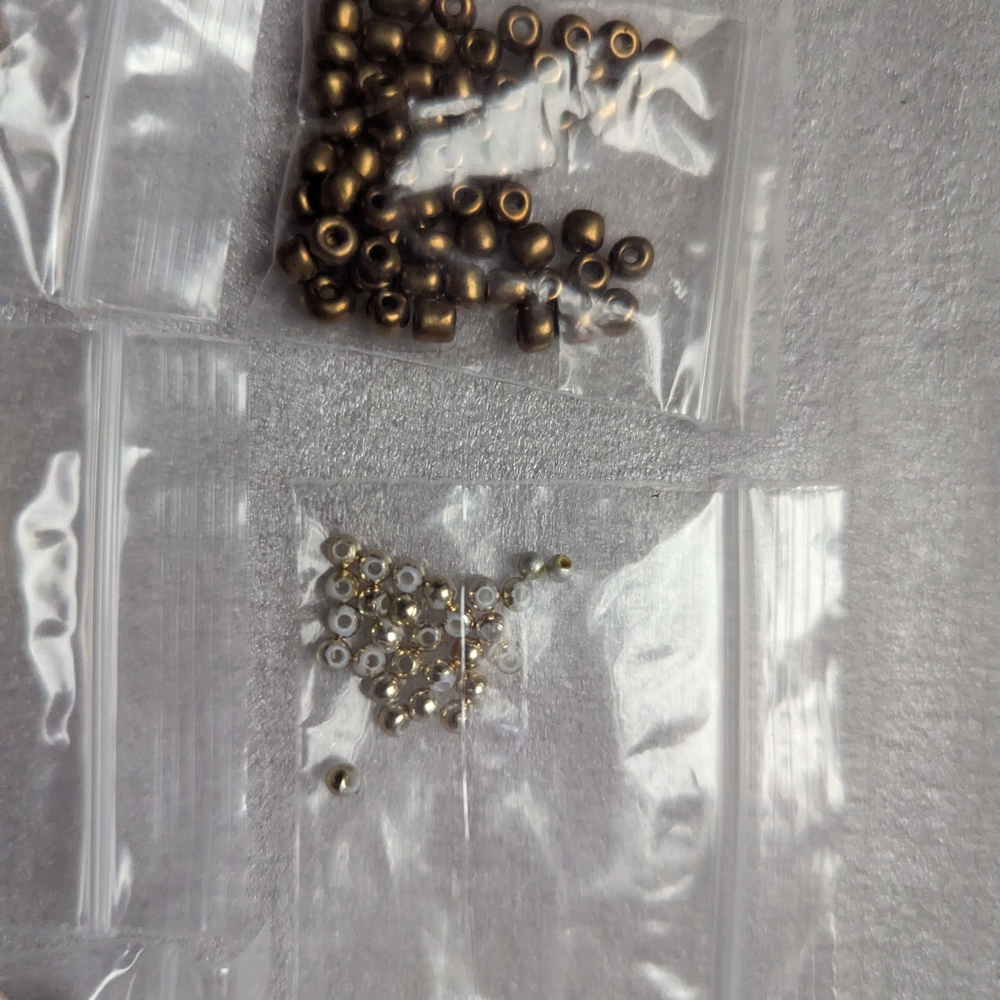 Colorful Bead Collection for Crafting - Picture 5 of 15